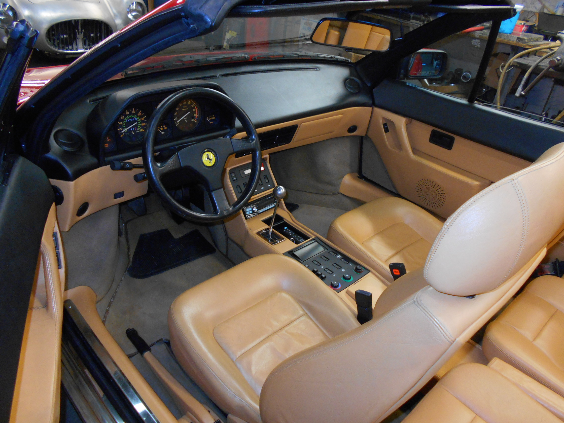 1989 Mondial T Cabriolet Ferrari